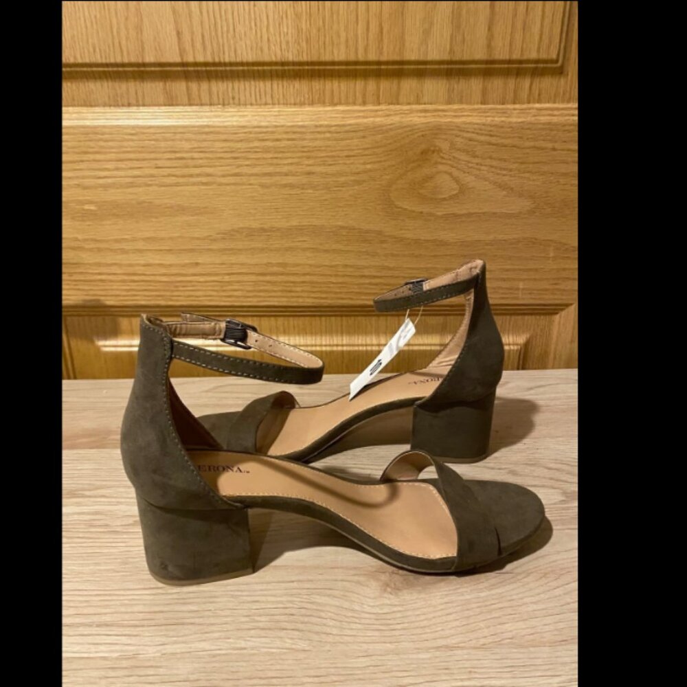 NWOT: Merona Open Toe Suede Block Heels